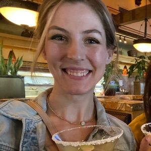 Meet your Posher, Alex